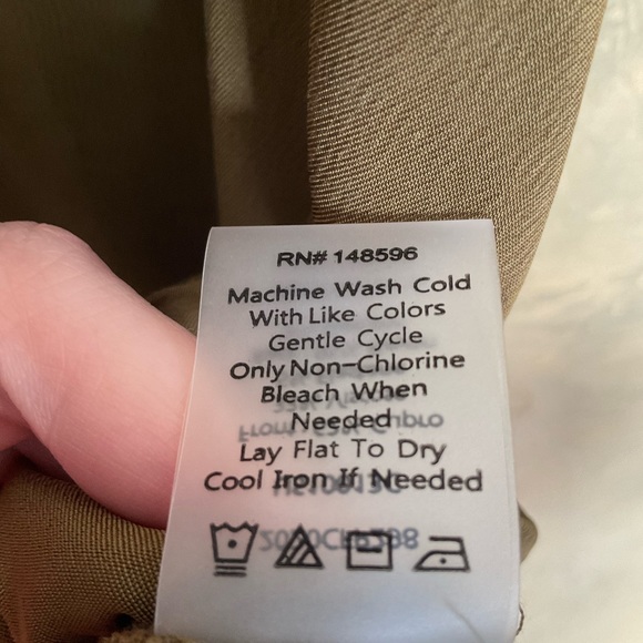Universal Standard Avro Cupro Mix Tee - Picture 6 of 6